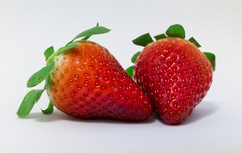 Red fruit sweet