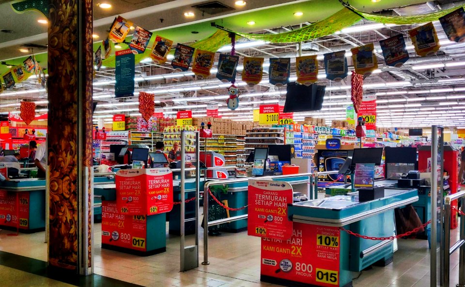 Carrefour, Sunset Road, Kuta