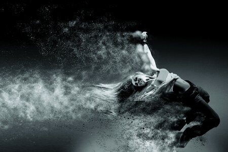 Speed black and white sand