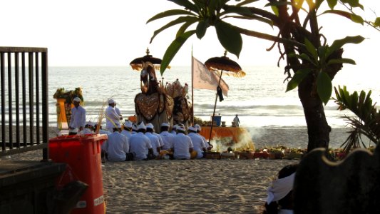 The Evening of Dec 7