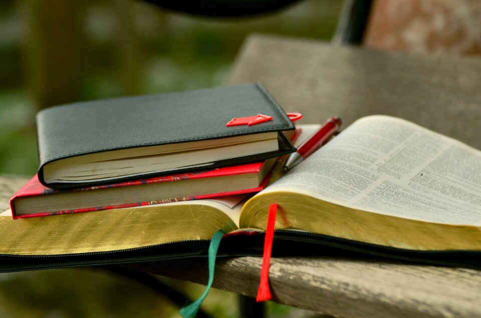 Read word of god pages