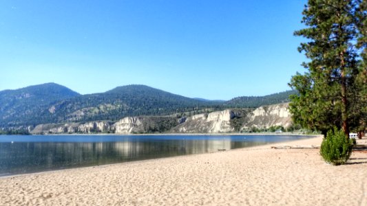 Sun-Oka Beach Provincial Park