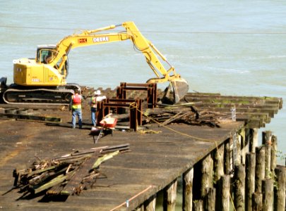 Removing the Old Pier 2 photo