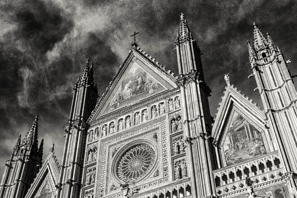Catholic dom black and white