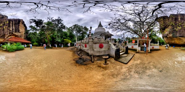 360° Varana Temple, Sri Lanka photo