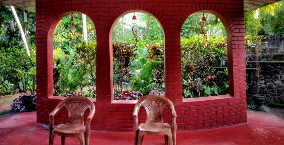 Back to the Minuwangoda House