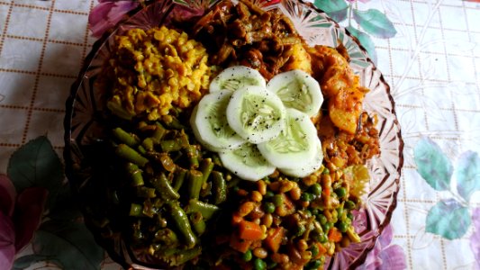 Sri Lankan Food for the Neighbours