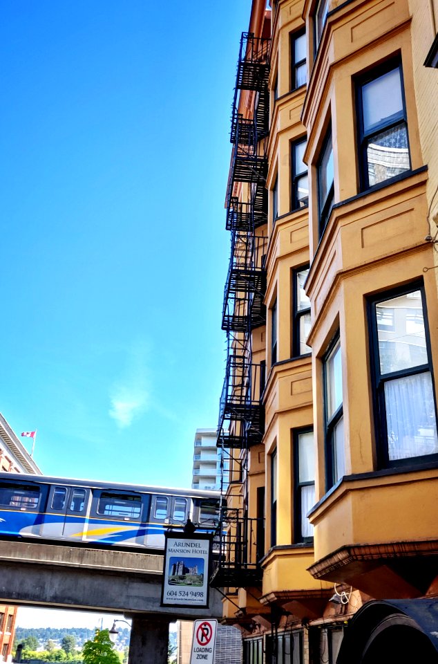 Bay Windows W/ Train View