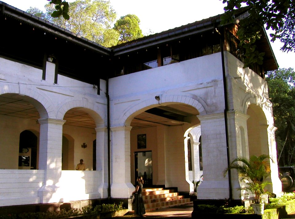 Ratnapura Rest House, Sri Lanka 2/6