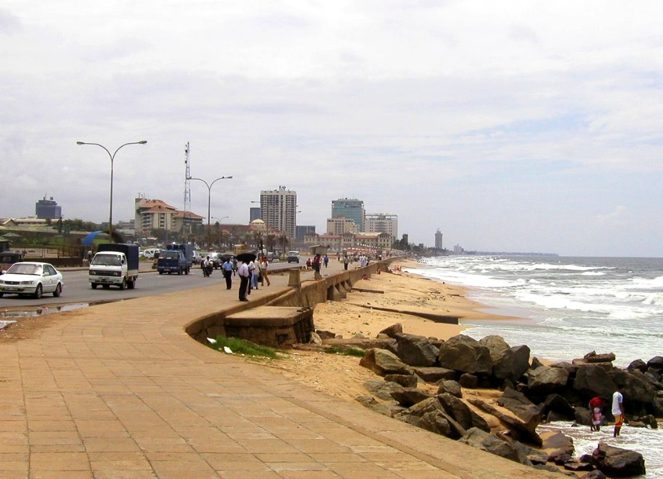 Cloudy Colombo Day 02/11 photo