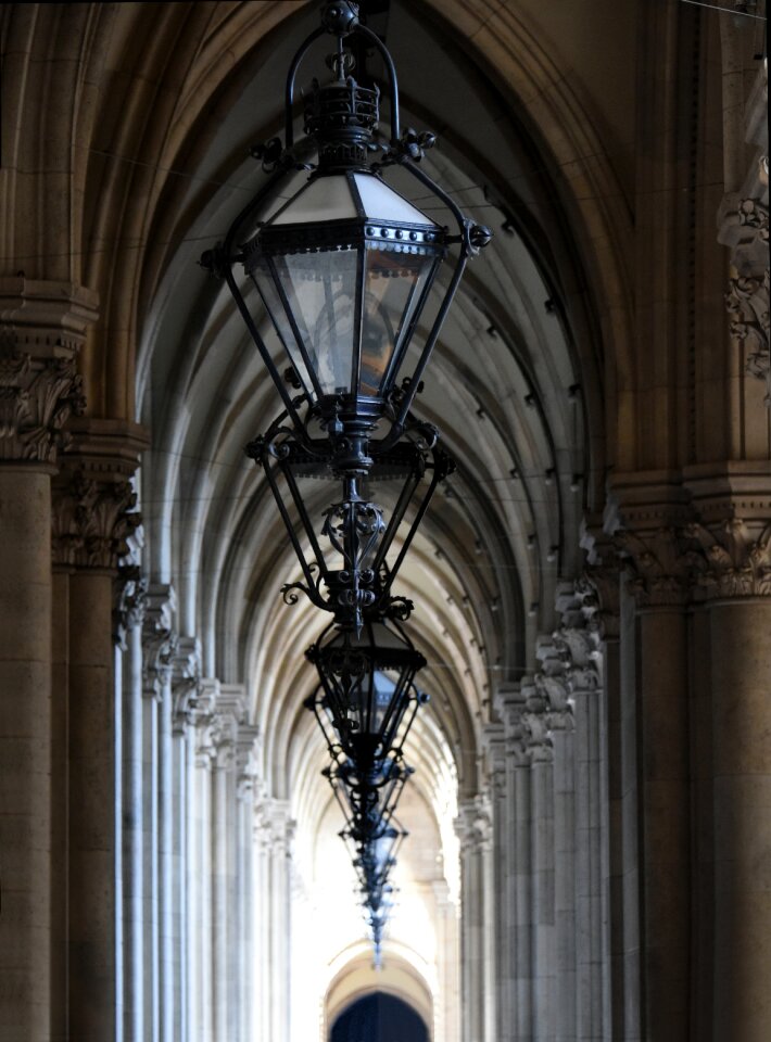 Streetlights arcades perspective