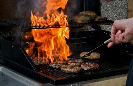 Eat burgers flames