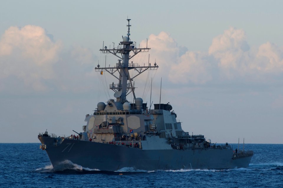 151229-N-FP878-033