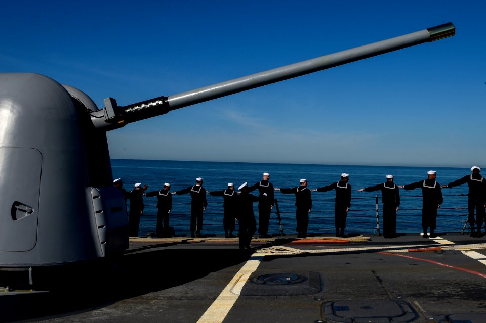 160313-N-FP878-099