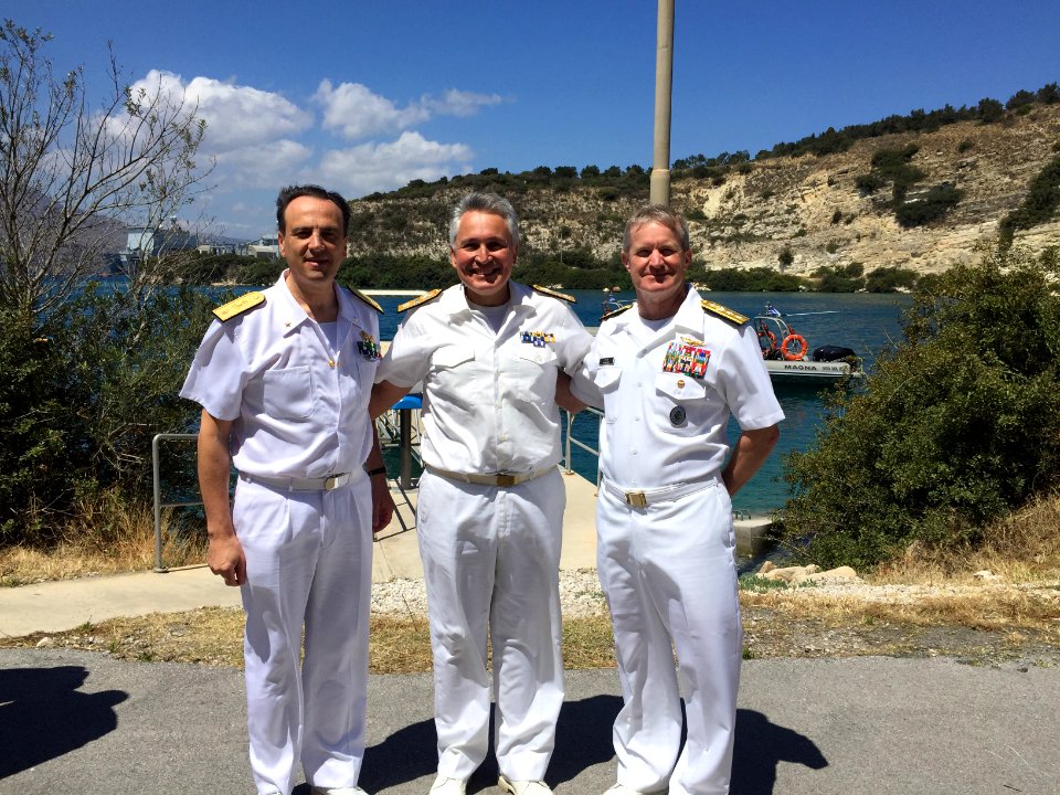 160517-N-VK993-001