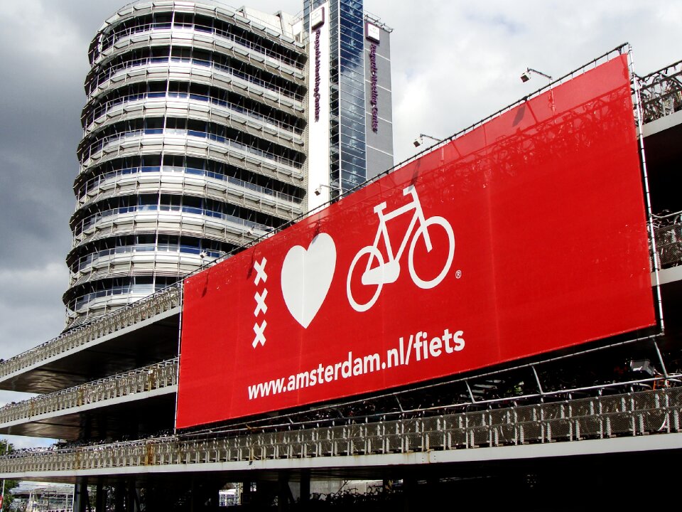 Sunny bicycle city