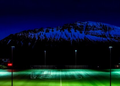Nets mountain snow