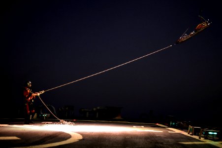 161014-N-FP878-403