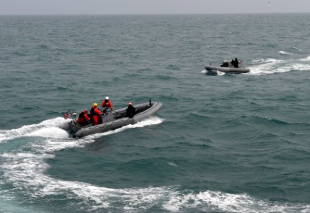 190220-N-JX484-189.NORTH SEA (Feb. 20, 2019) Sailors depar…