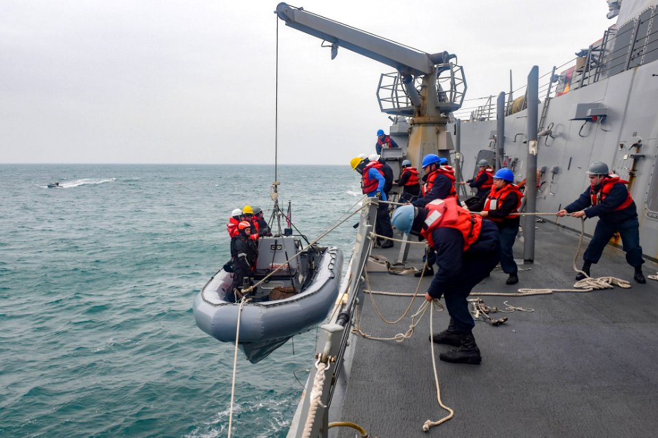 190220-N-JX484-757.NORTH SEA (Feb. 20, 2019) Sailors from …