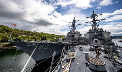 USS Carney (DDG 64)