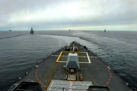 190513-N-JX484-094