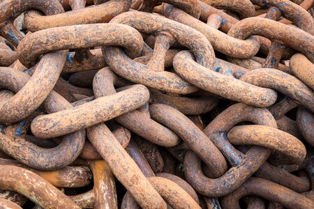 Scrap mooring lifting