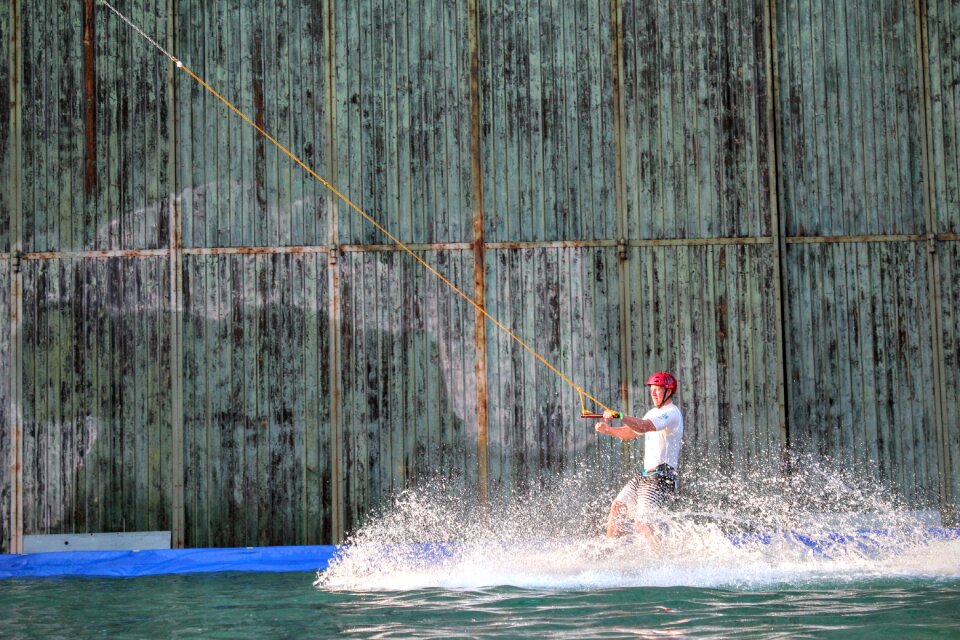 Most rope sparkling wake