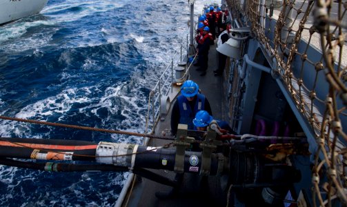 170805-N-HV059-133 SEA OF HEBRIDES (Aug. 5, 2017) Boatswai…