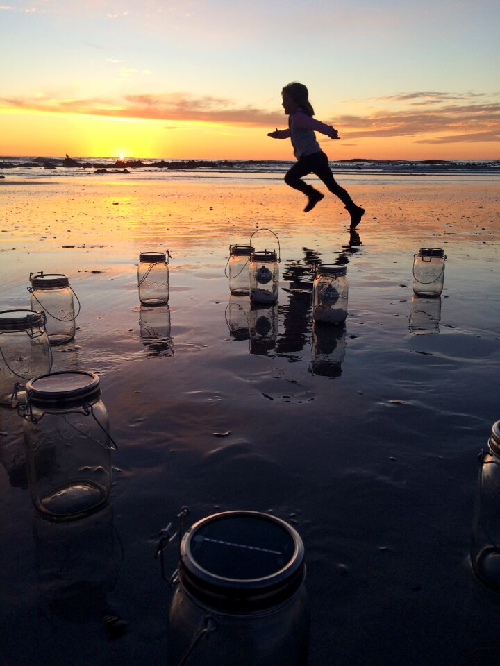 Lanterns beach child