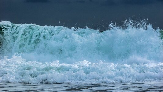 Sea liquid nature