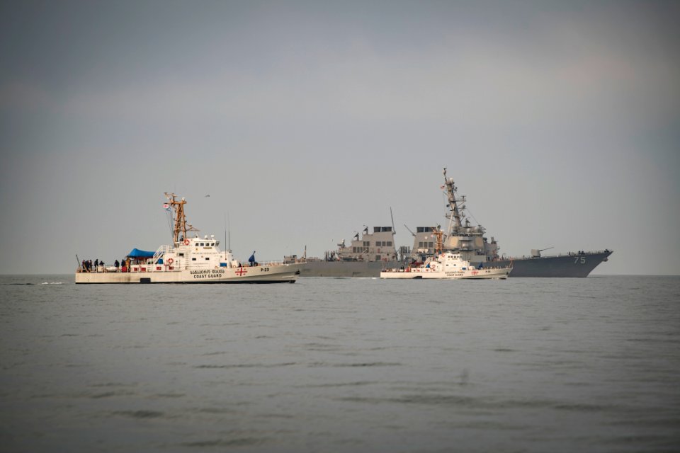 190125-N-JI086-388