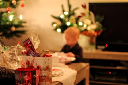 Unpack decoration christmas time