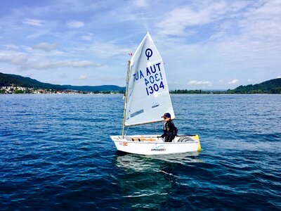 Sail sailing boat boat photo