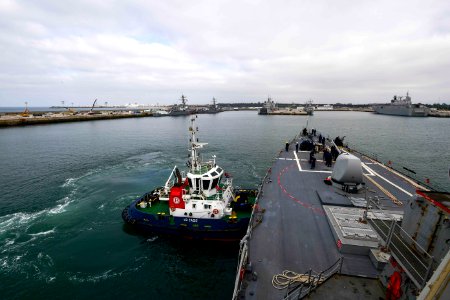 190505-N-QR145-042