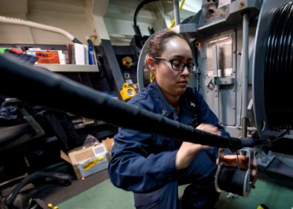USS Carney (DDG 64)