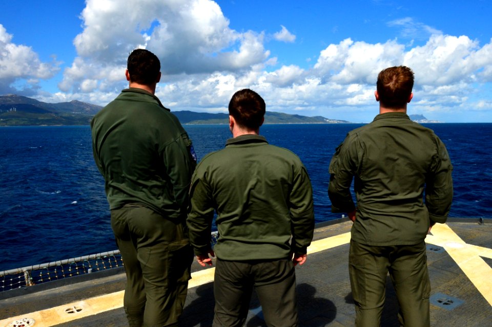 180316-N-QR145-067 STRAIT OF GIBRALTAR (March 16, 2018) S…
