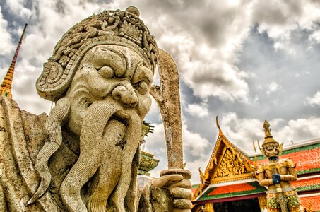 Giant asia tourism