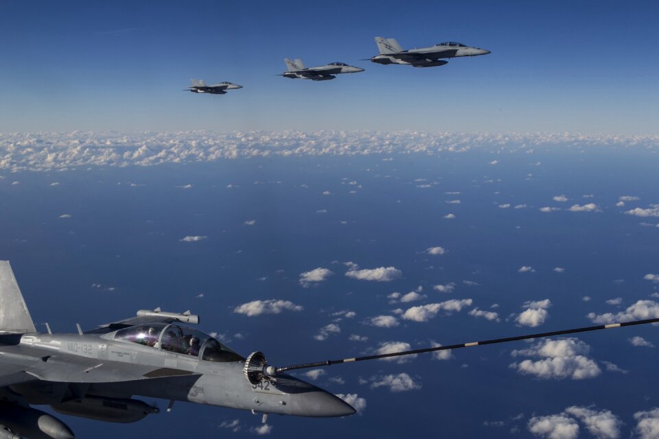 United states navy formation flight