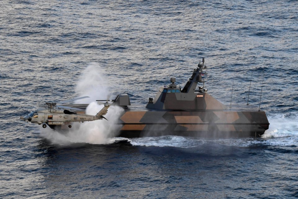 181024-N-EA818-0432