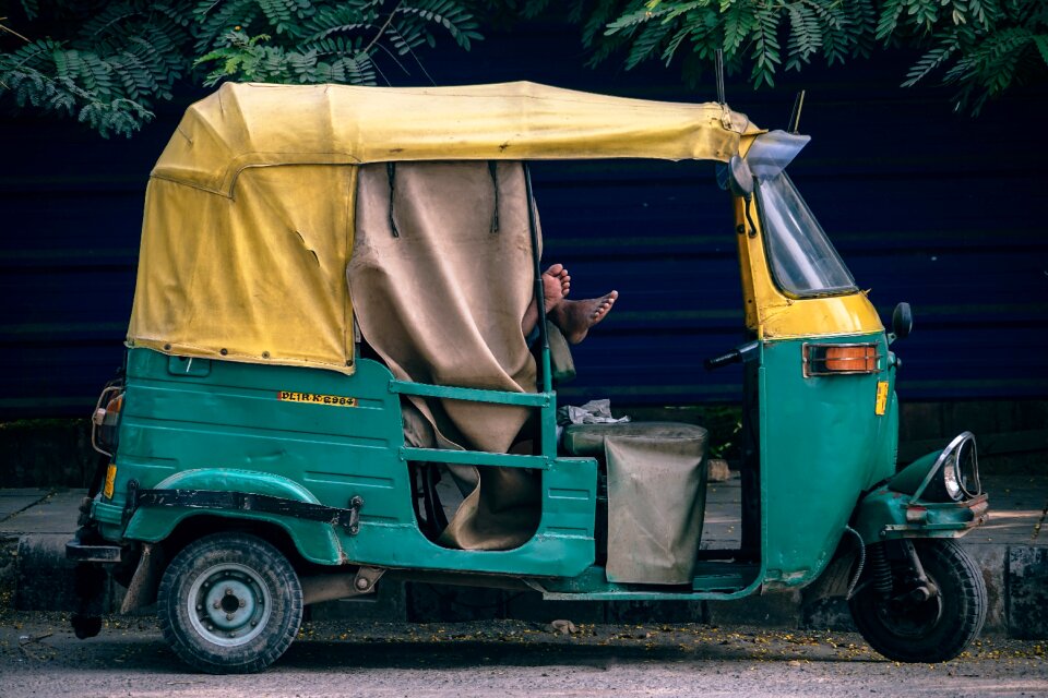 Bangkok car delhi photo