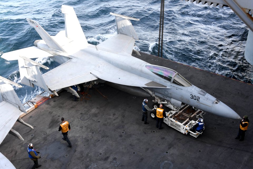 180930-N-EA818-0543
