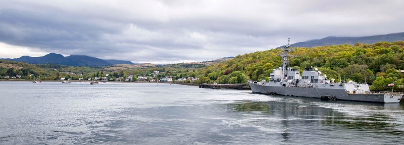 USS Carney (DDG 64)