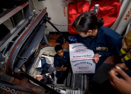 USS Carney (DDG 64)