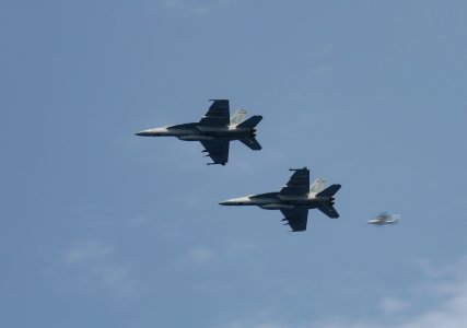 190427-N-MM912-1035
