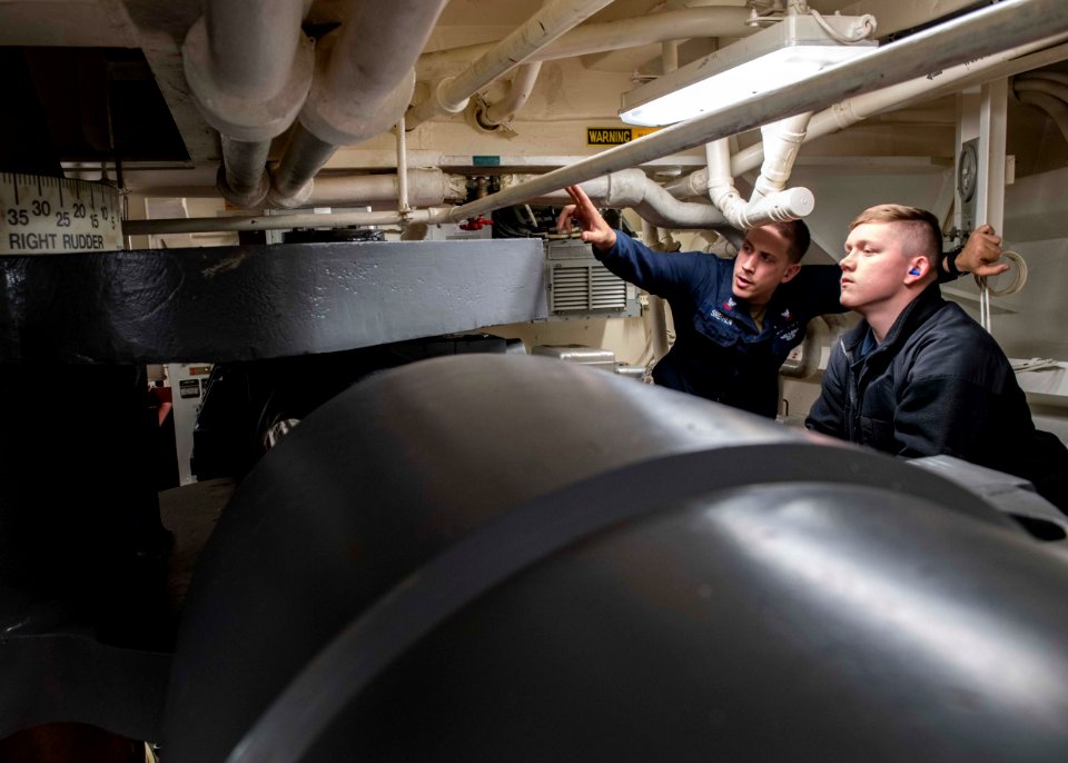USS Carney (DDG 64)
