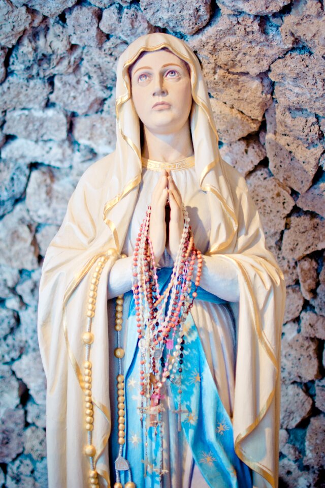 Madonna figure faith