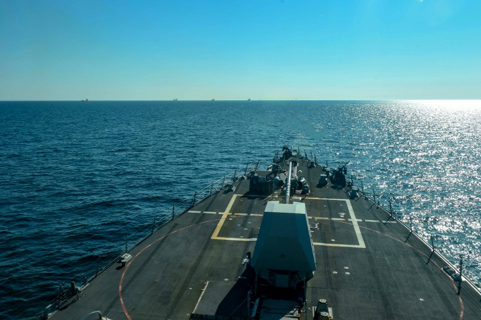 190417-N-JX484-318