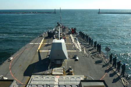 190423-N-JX484-004