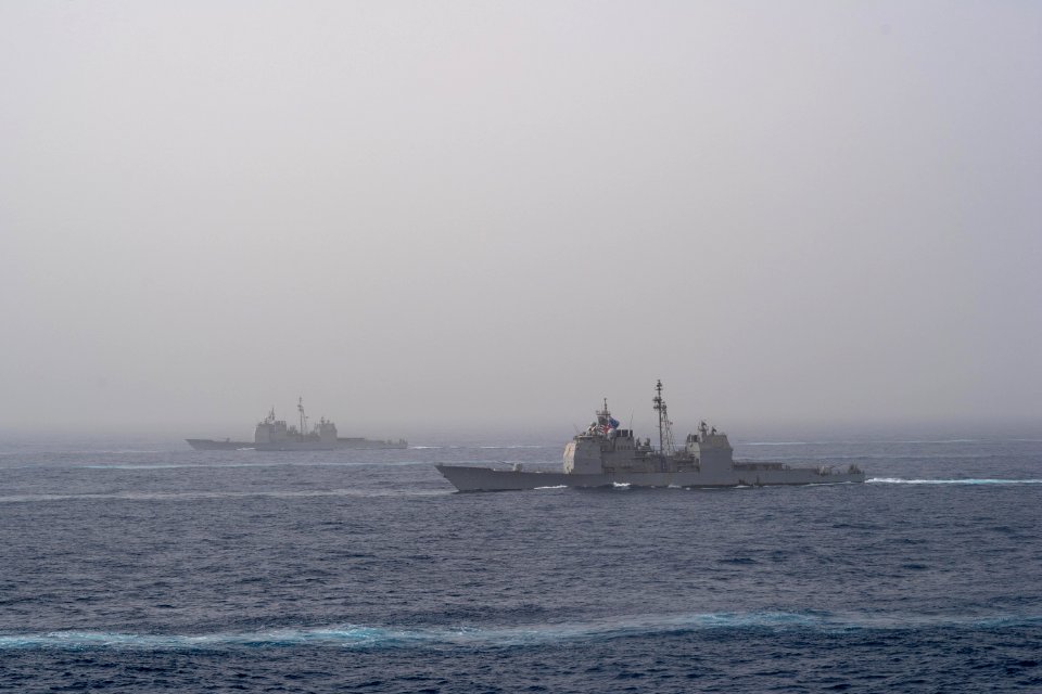 190424-N-OM854-1829